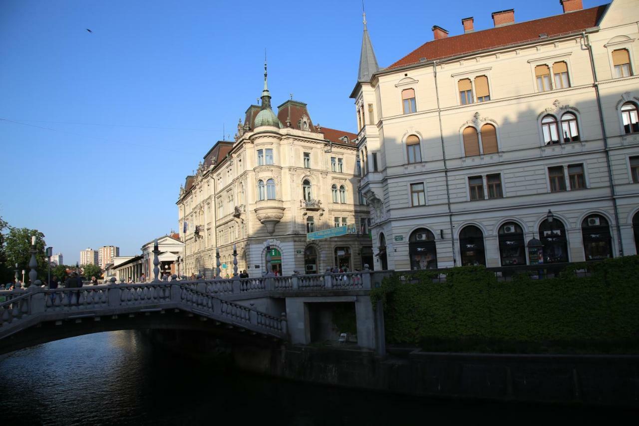 Apartment Central Station Between Dragon And Triple Bridges Liubliana Exterior foto